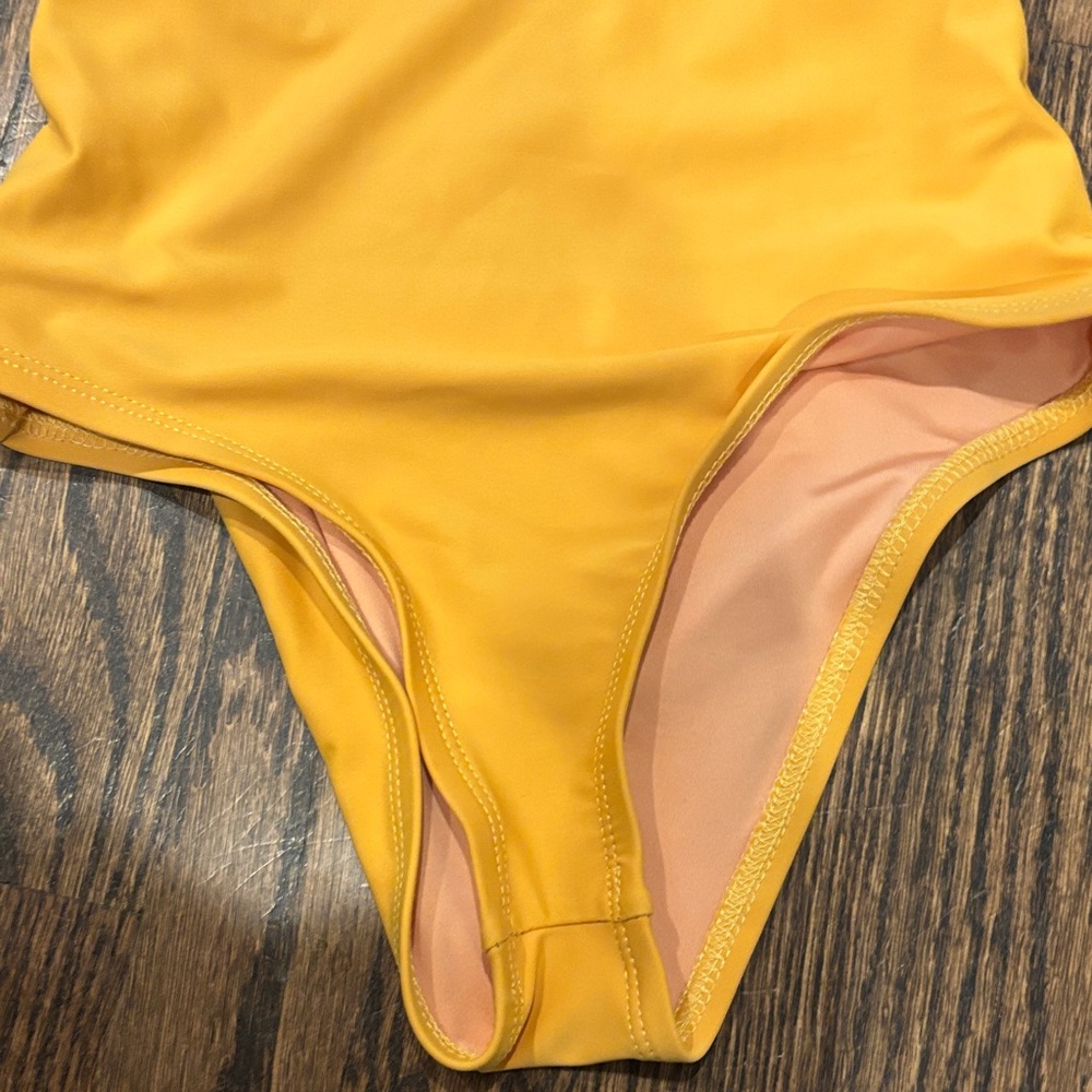 Seea Long Sleeve Swimsuit - never worn - Picture 5 of 5